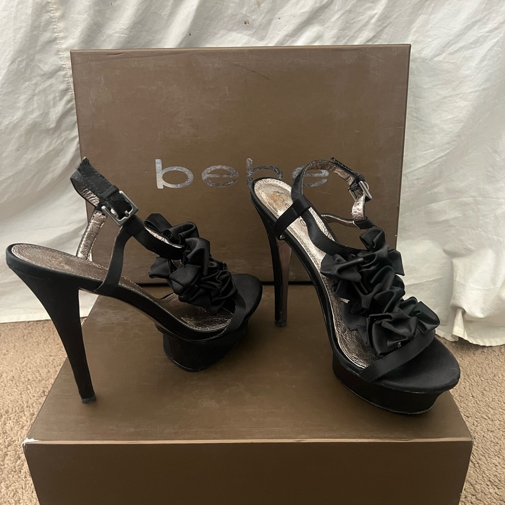 Bebe Black Ruffle Heels - Picture 2 of 3